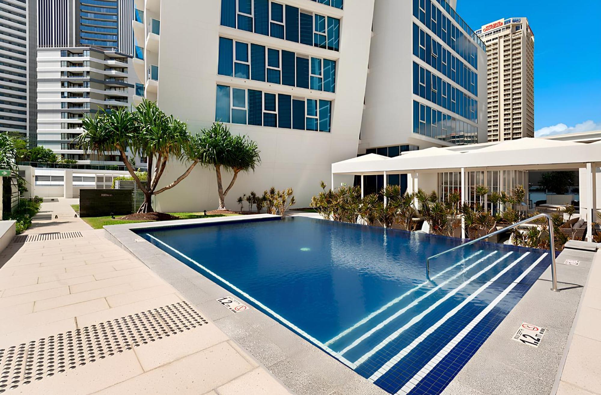 Number 1 H Residences - Wifi, Parking & More By Gold Coast Holidays Экстерьер фото