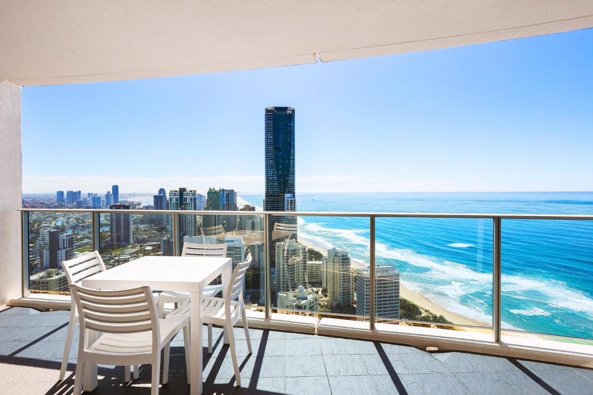 Number 1 H Residences - Wifi, Parking & More By Gold Coast Holidays Экстерьер фото
